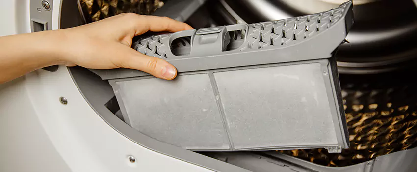 Signs Of A Clogged Dryer Lint Trap in Fraser, Michigan
